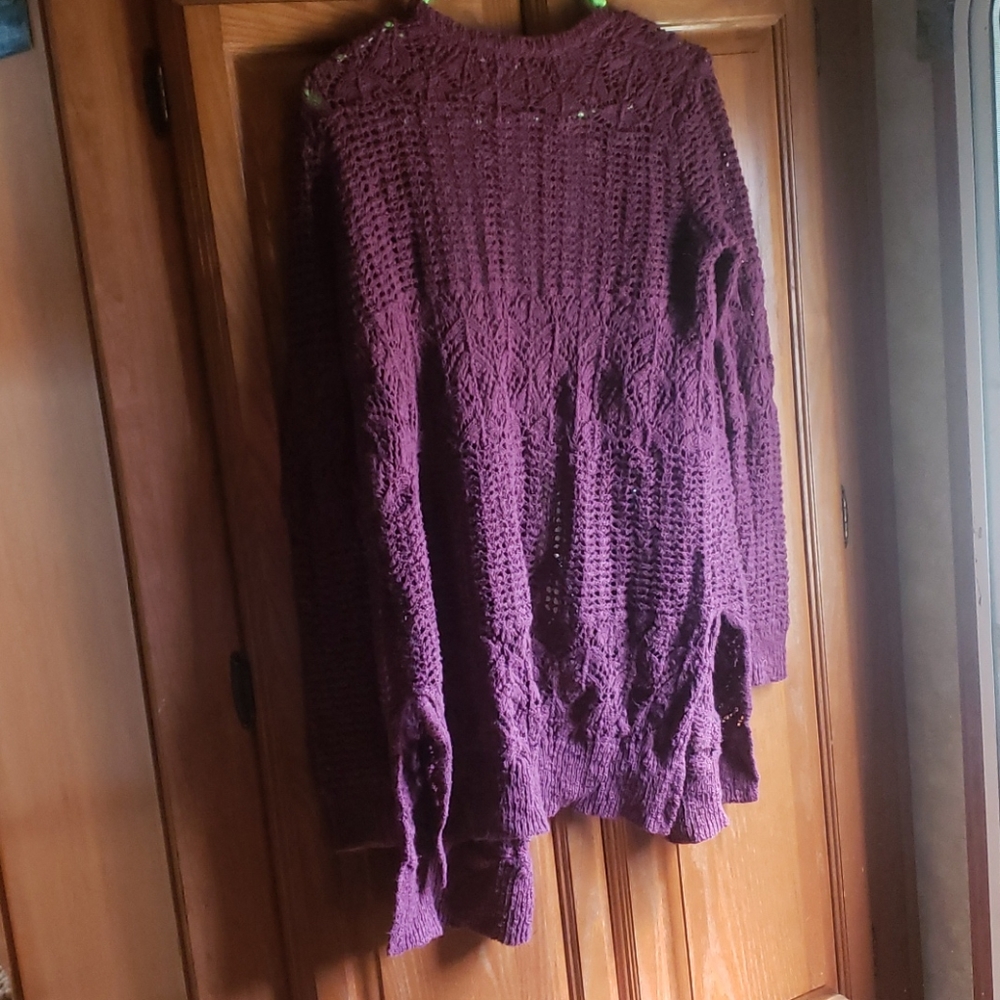 Sweater - Picture 2 of 4